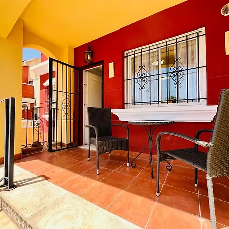 Semesterbostad De Leon